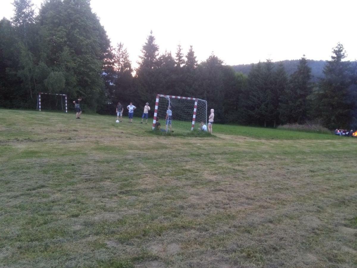 Jasionka Appartement Ustrzyki Dolne Buitenkant foto